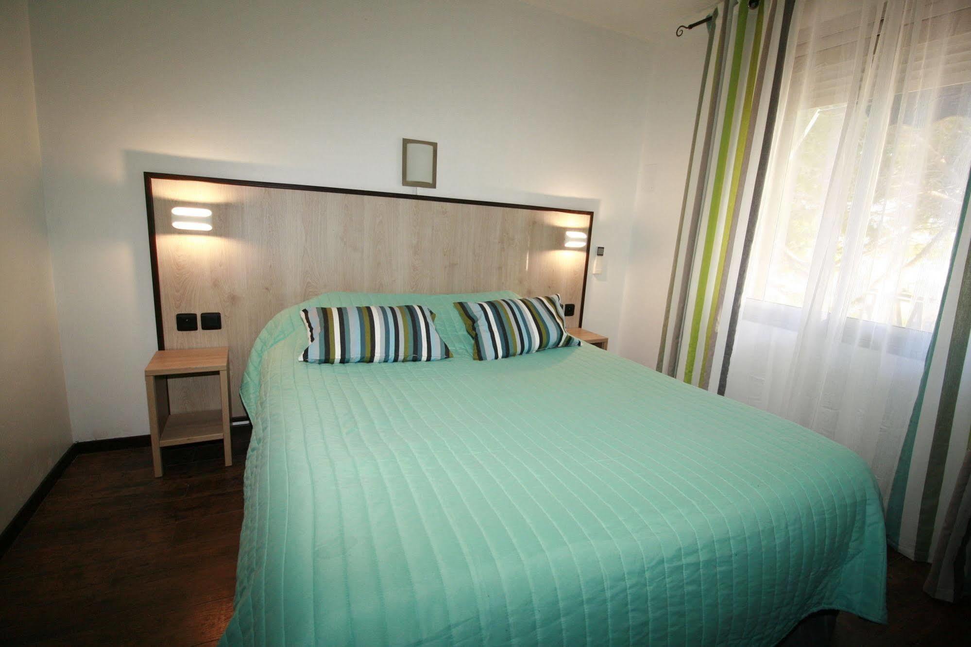 Hotel The Originals City, Azur,