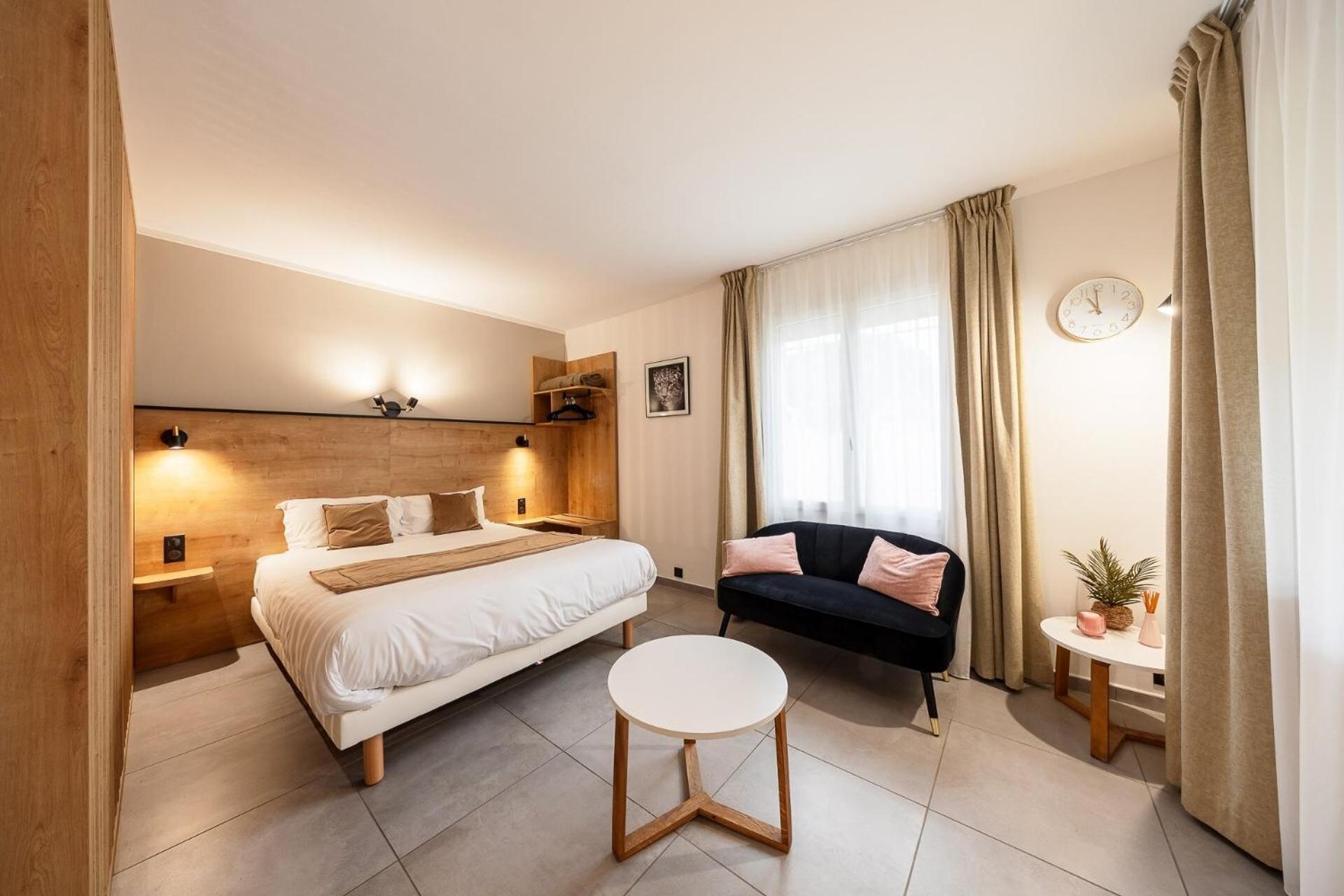 Hotel The Originals City, Azur, Fos-sur-Mer